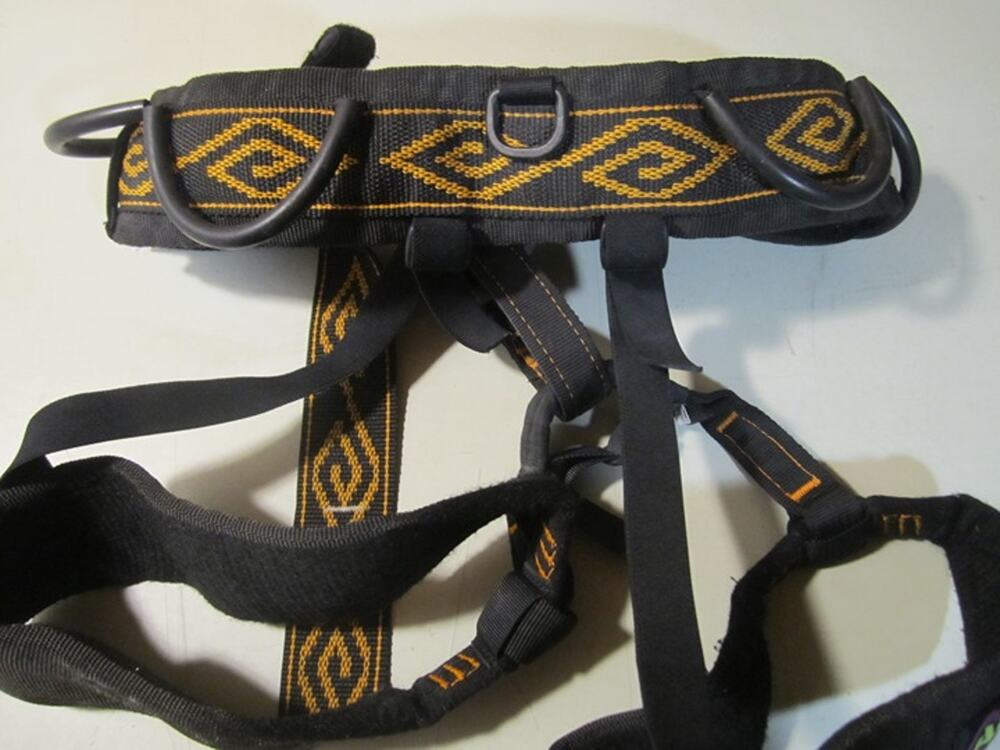 ABC Climbing Harness – Medium